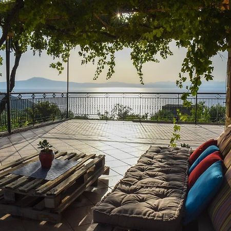 Coastal Stone Residence With Spectacular Scenery Kitriai Exterior photo