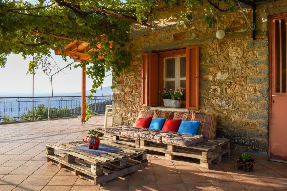 Coastal Stone Residence With Spectacular Scenery Kitriai Exterior photo
